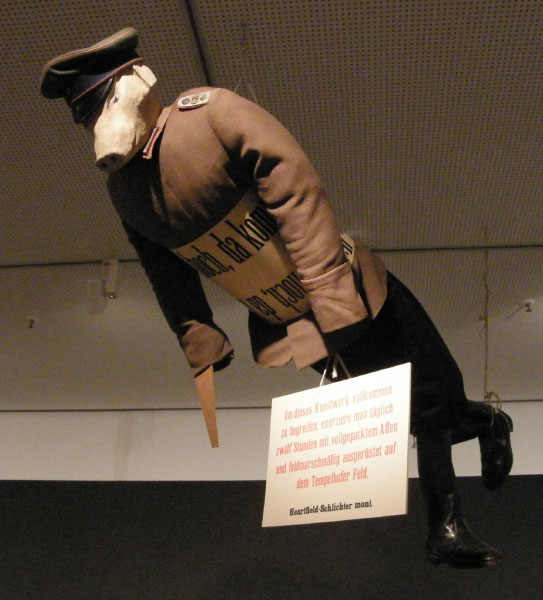 John Heartfield + Rudolf Schlichter, Preußischer Erzengel 1920, Berlinische Galerie